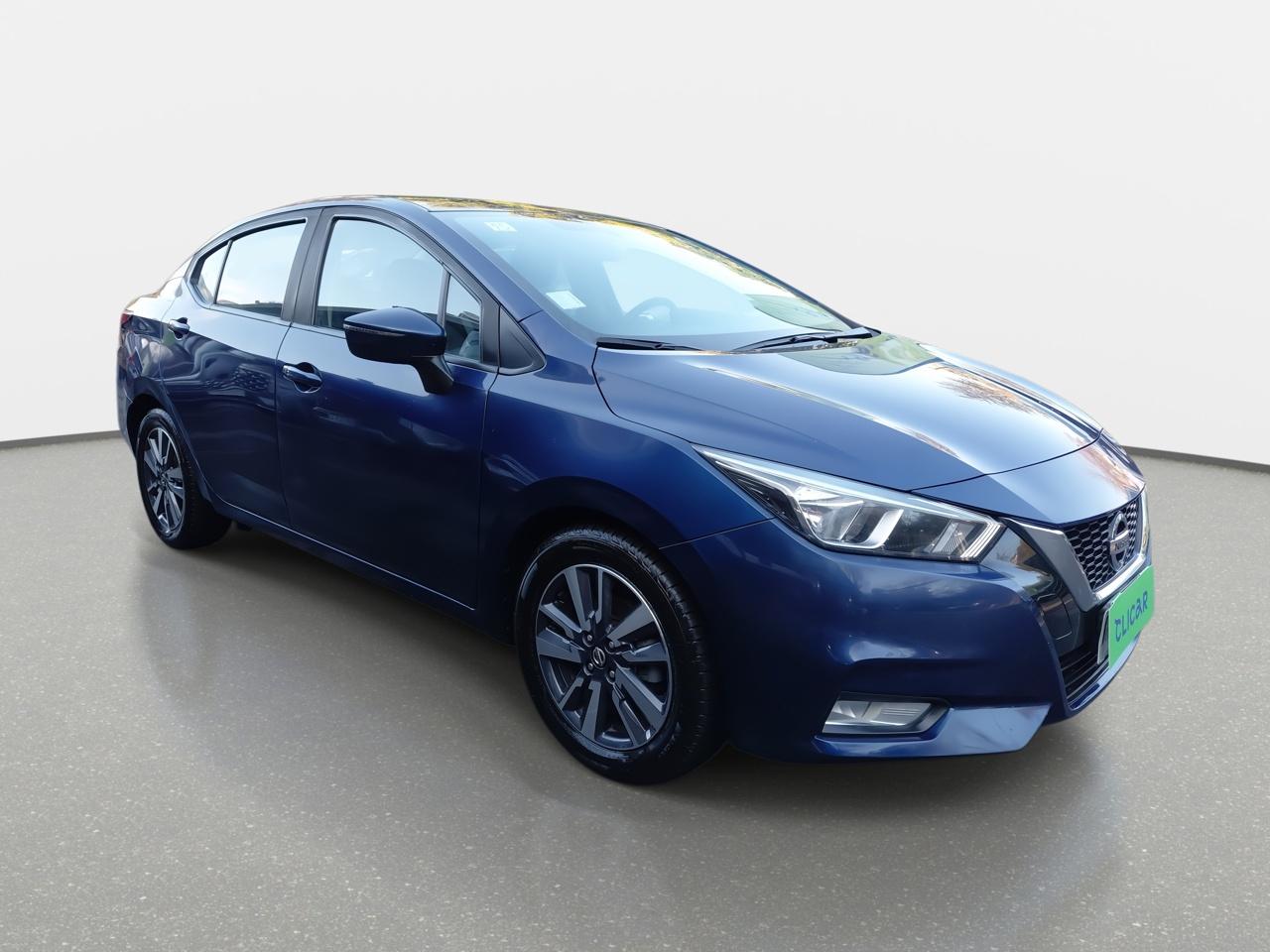 Automovil Nissan Versa
