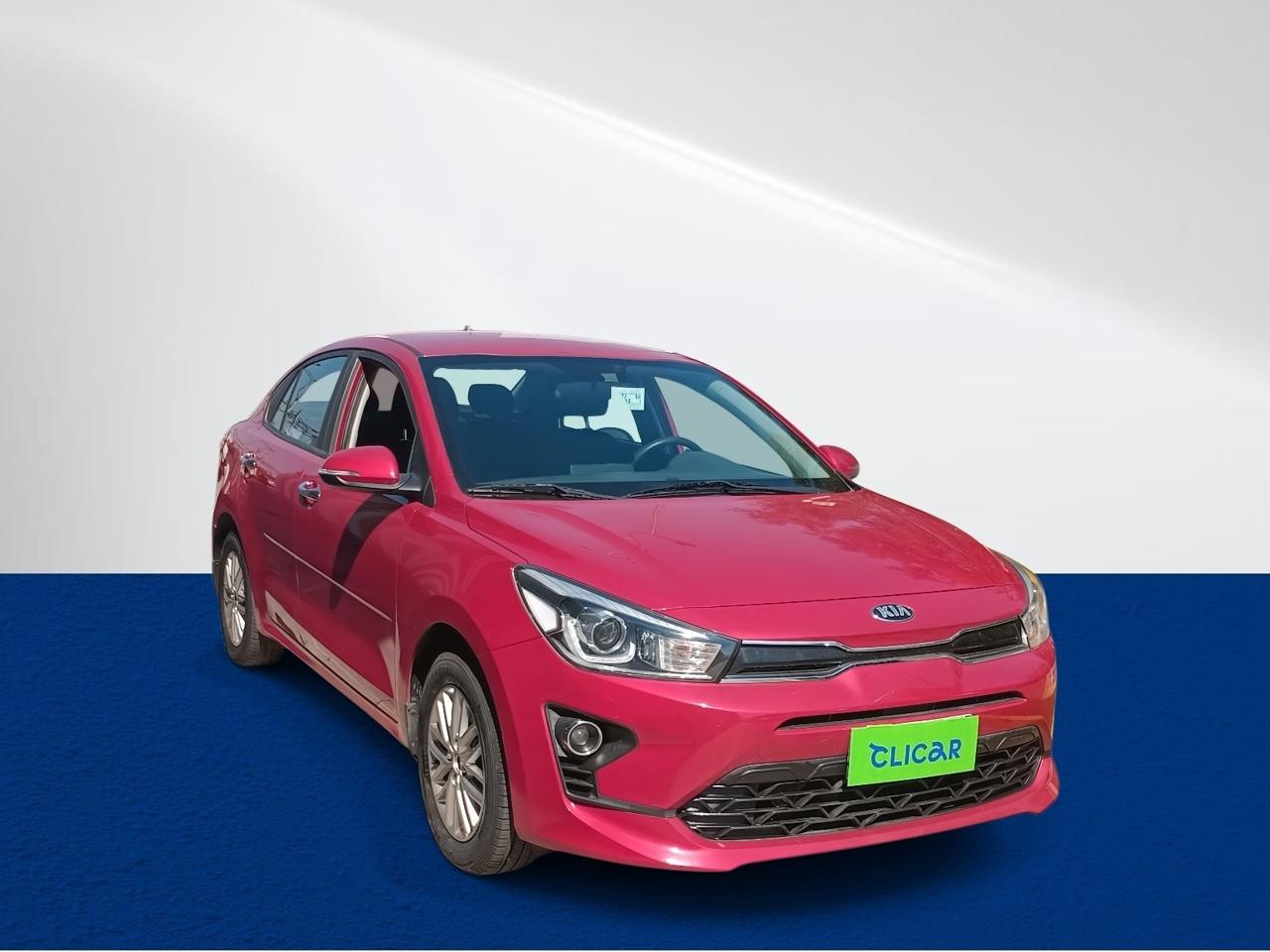 Automovil Kia Rio4