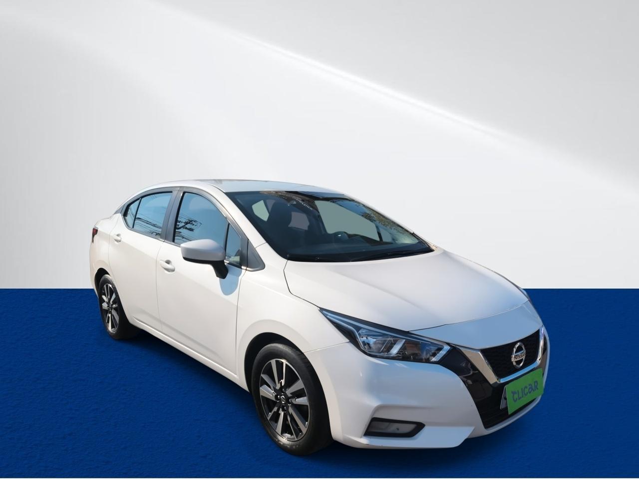 Automovil Nissan Versa